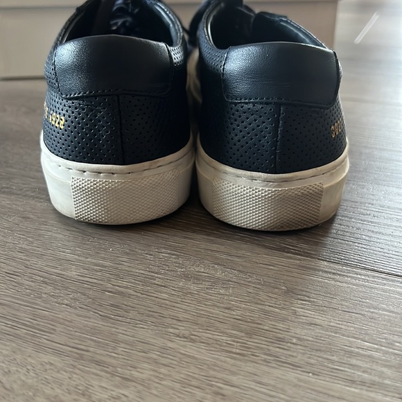 Common Projects Woman Navy Leather Perforated 38 with Box - Picture 6 of 8